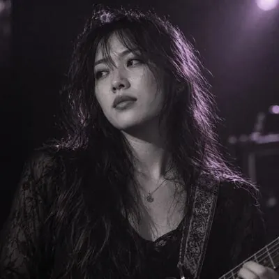 Mia Tan